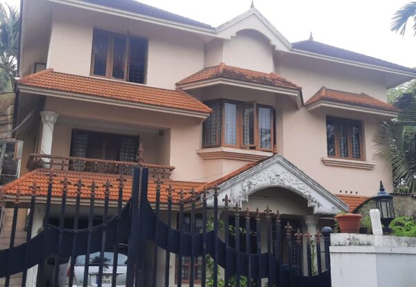 House for Sale in Tripunithura